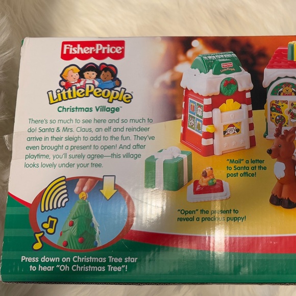 2004 Fisher Price Little People Christmas Village - Picture 5 of 11